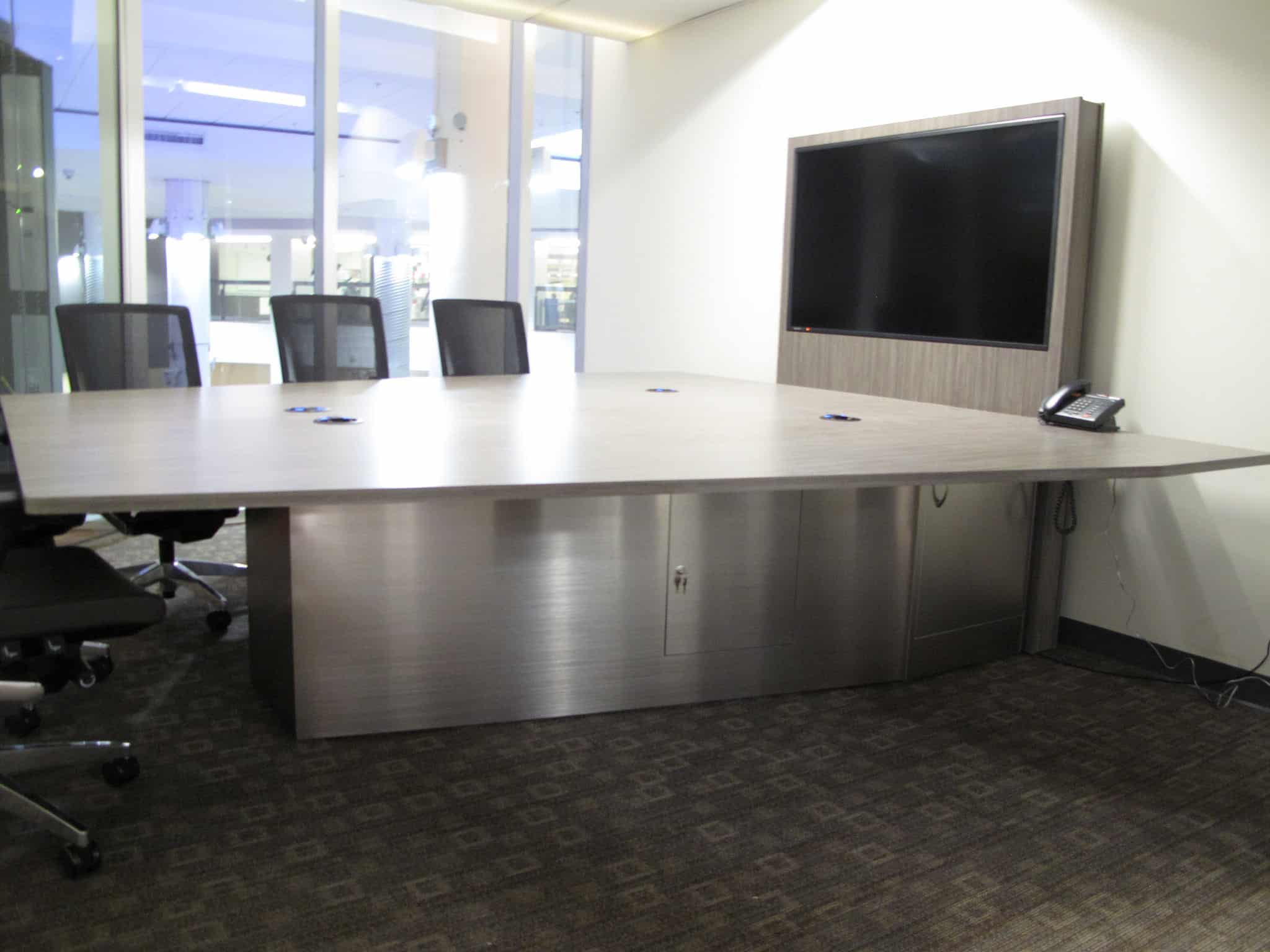 Corporate takeover desk, High End Office Furniture